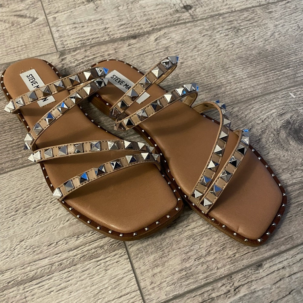 Steve Madden Skyler sandals - size 7.5. Never worn